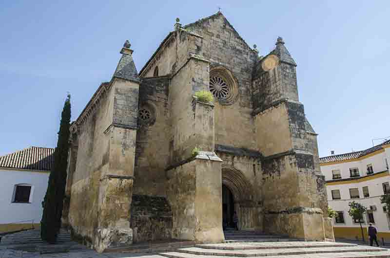 Córdoba 213 - iglesia de Santa Marina.jpg